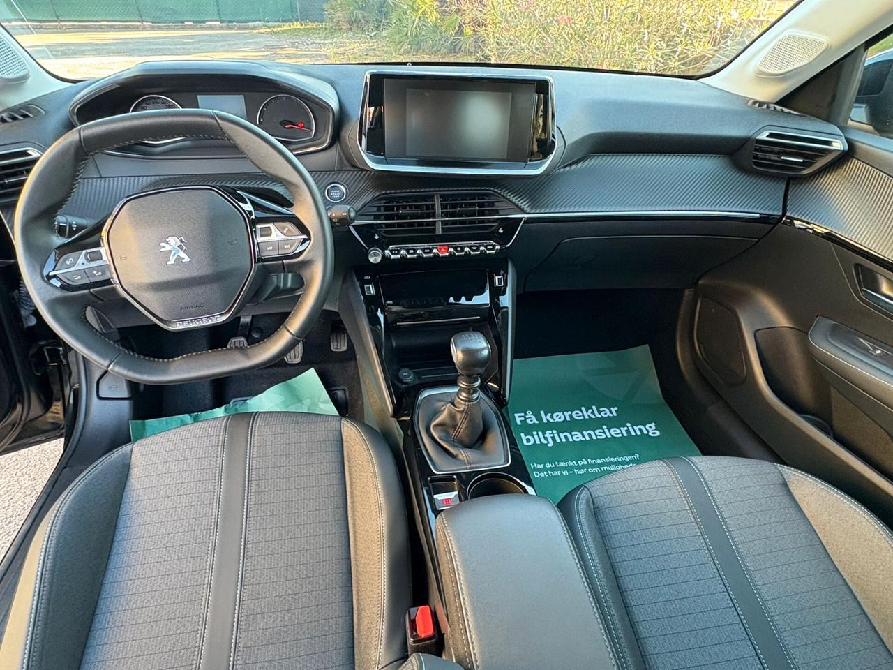 Peugeot 208 PureTech 1.2 LIKE 100