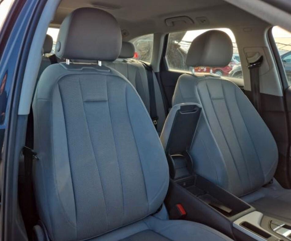 Audi A4 Avant 40 TFSI S tronic Business Advanced