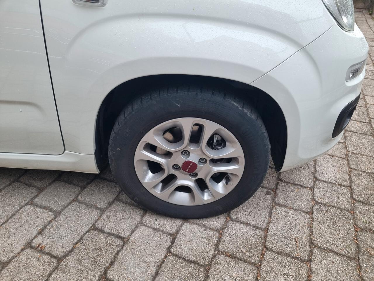 Fiat Panda 1.2 Lounge 69cv anno2018 km64000 neopat