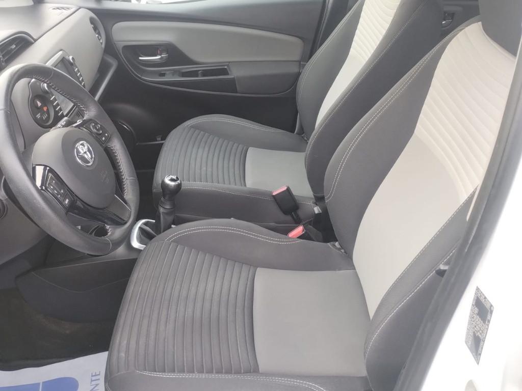 TOYOTA Yaris III 2017 - Yaris 5p 1.0 Cool my18
