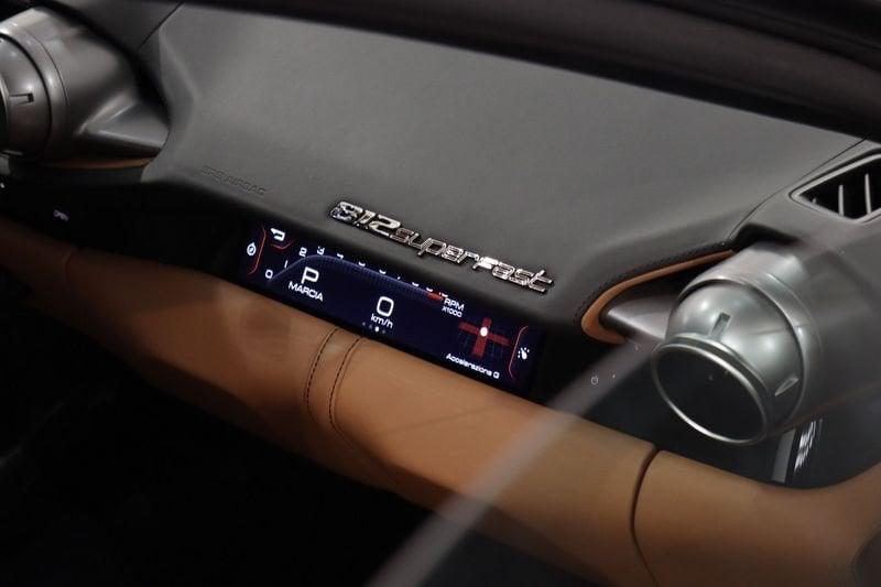 Ferrari 812 Superfast Superfast 6.5 dct