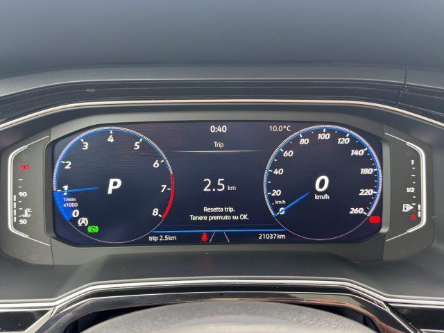 VOLKSWAGEN Taigo Taigo 1.0 TSI 110 CV DSG R-Line