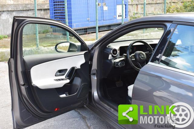 MERCEDES-BENZ A 180 d Automatic Business