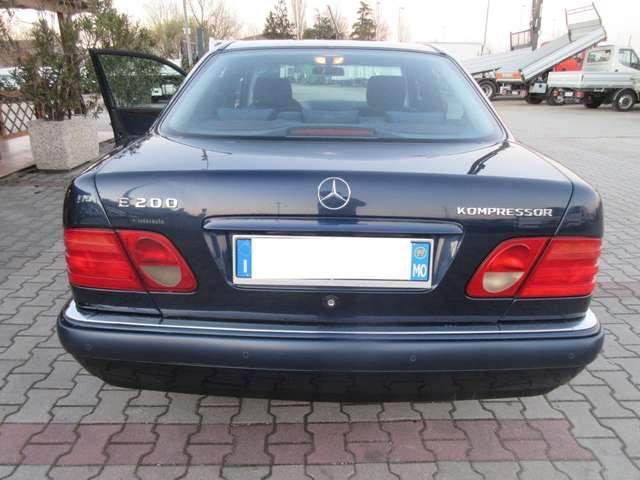 Mercedes-Benz E 200 E 200 k Elegance FL