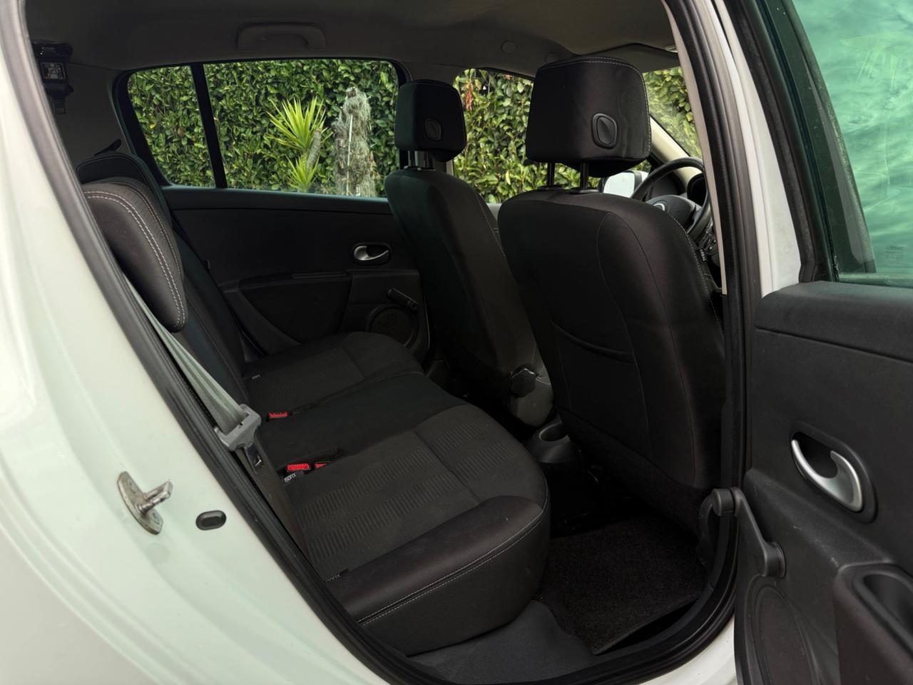 Renault Clio 1.2 5 porte GPL 2010