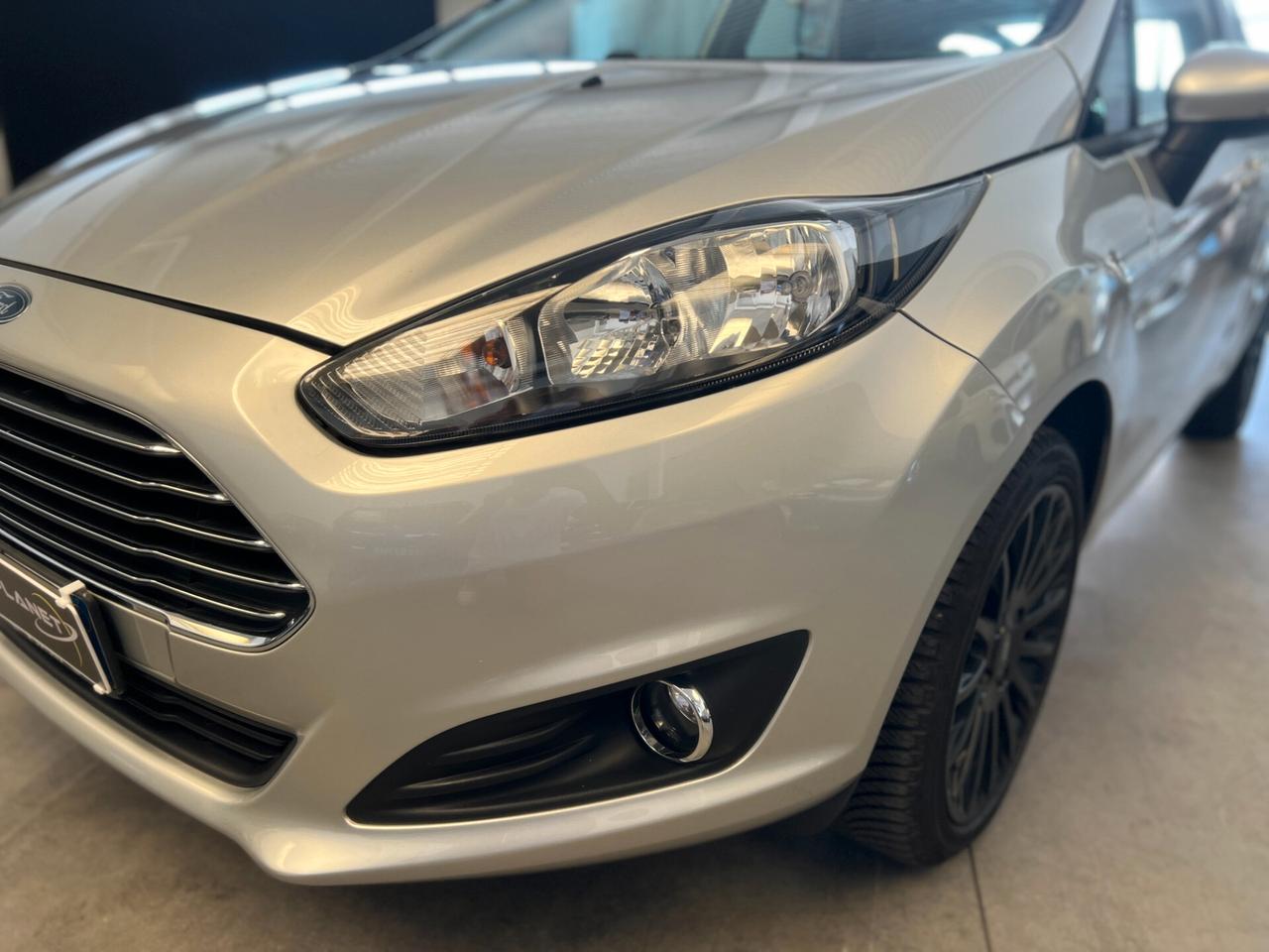 Ford Fiesta 1.5 TDCi 75CV 5 porte