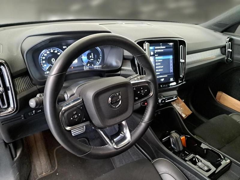VOLVO XC40 T4 PLUG-IN HYBRID AUTO RECHARGE R-DESIGN SUV