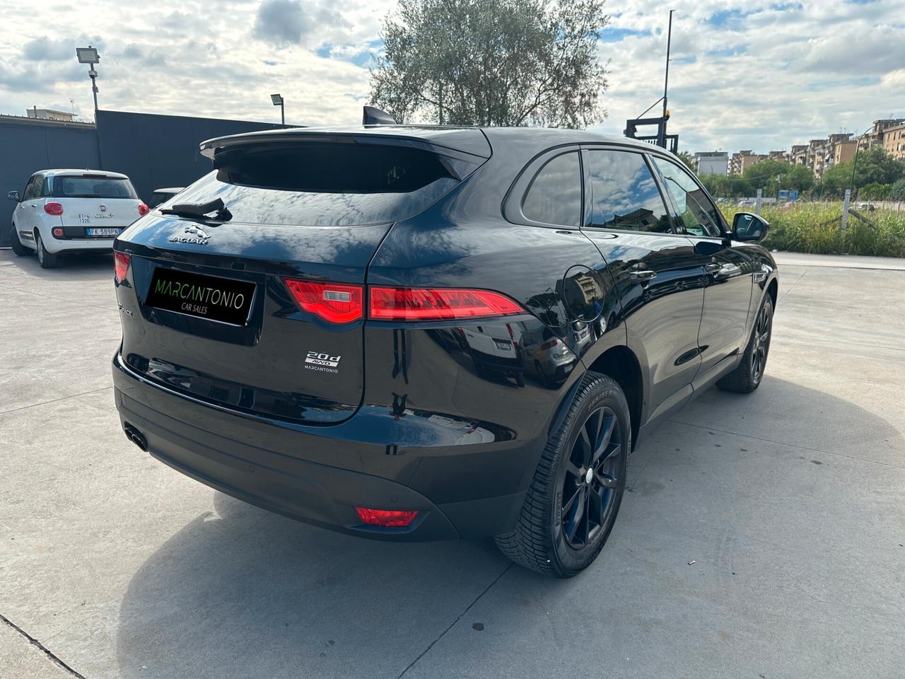 Jaguar F-Pace 2.0 D 180 CV