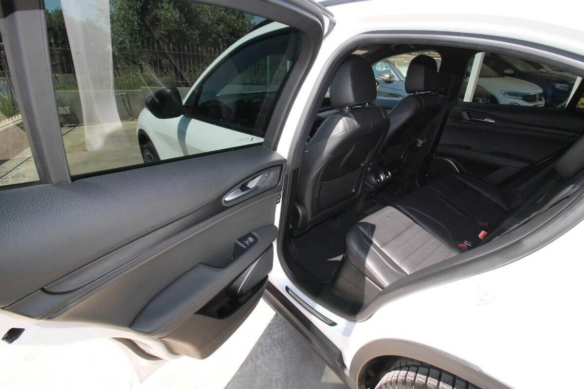 Alfa Romeo Stelvio td 210 AT8 Q4 B-Tech|12.2019