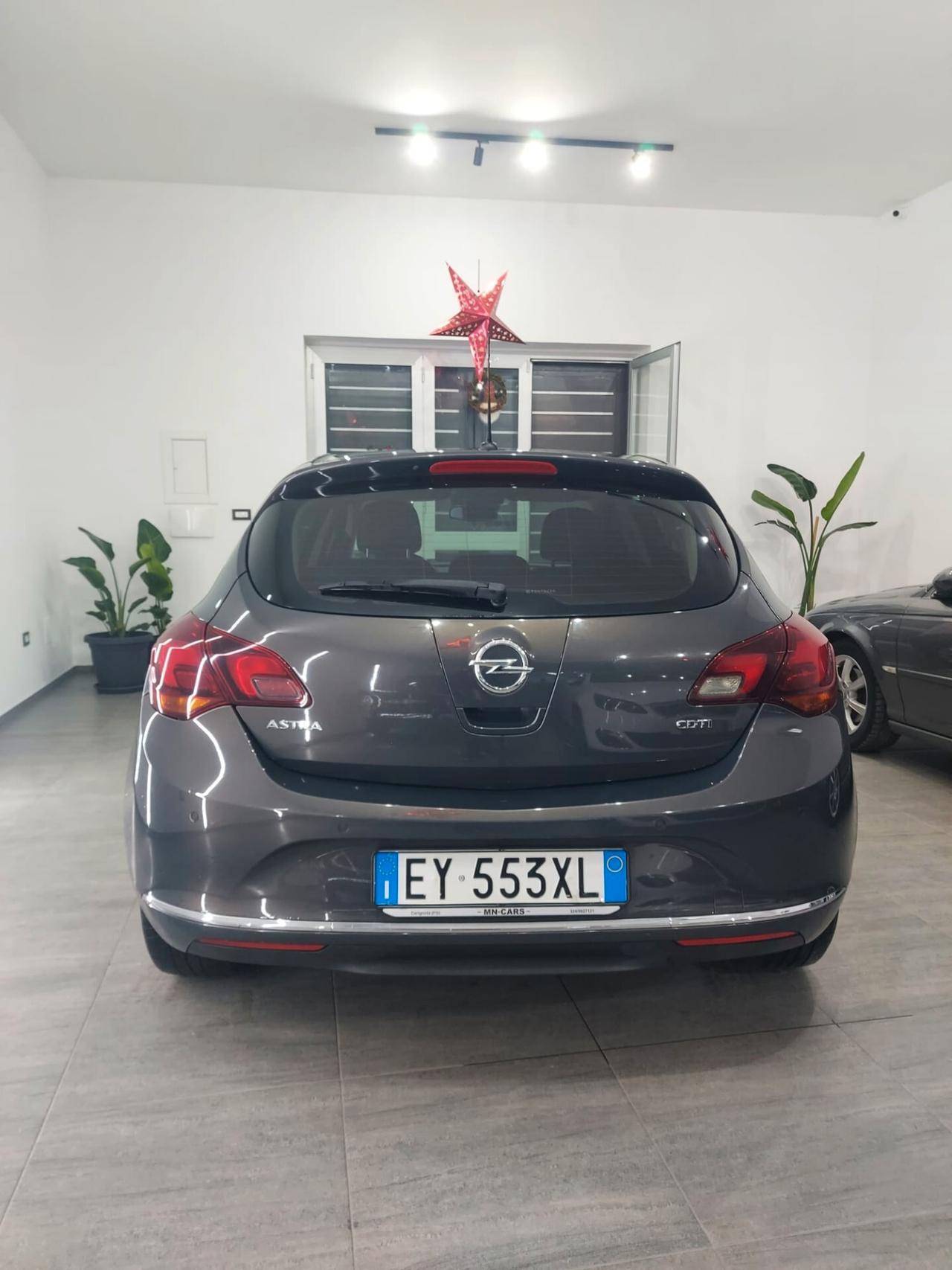 Opel Astra 1.6 CDTI EcoFLEX S&S Cosmo 2015