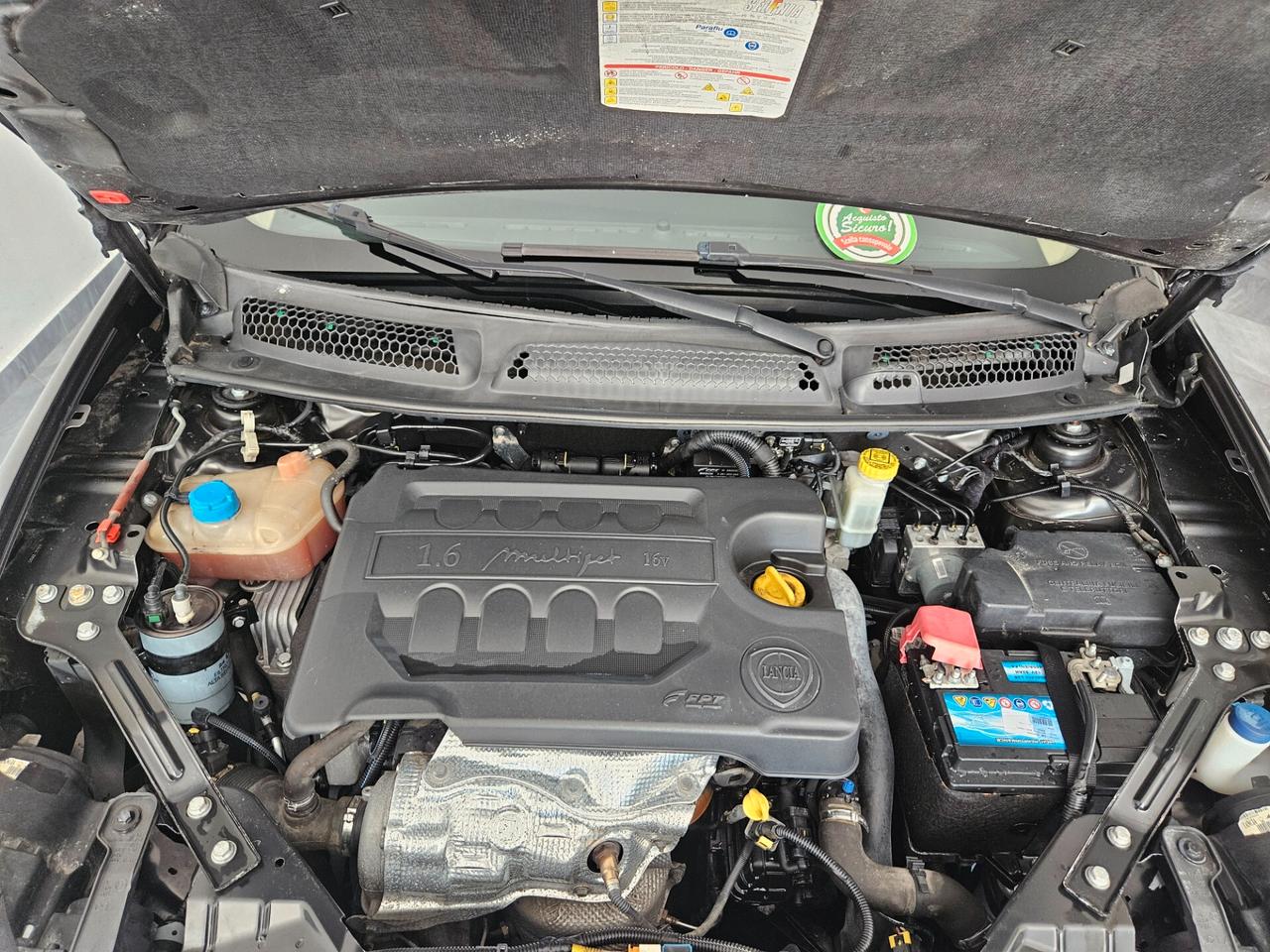 Lancia Delta 1.6 MJT DPF Silver