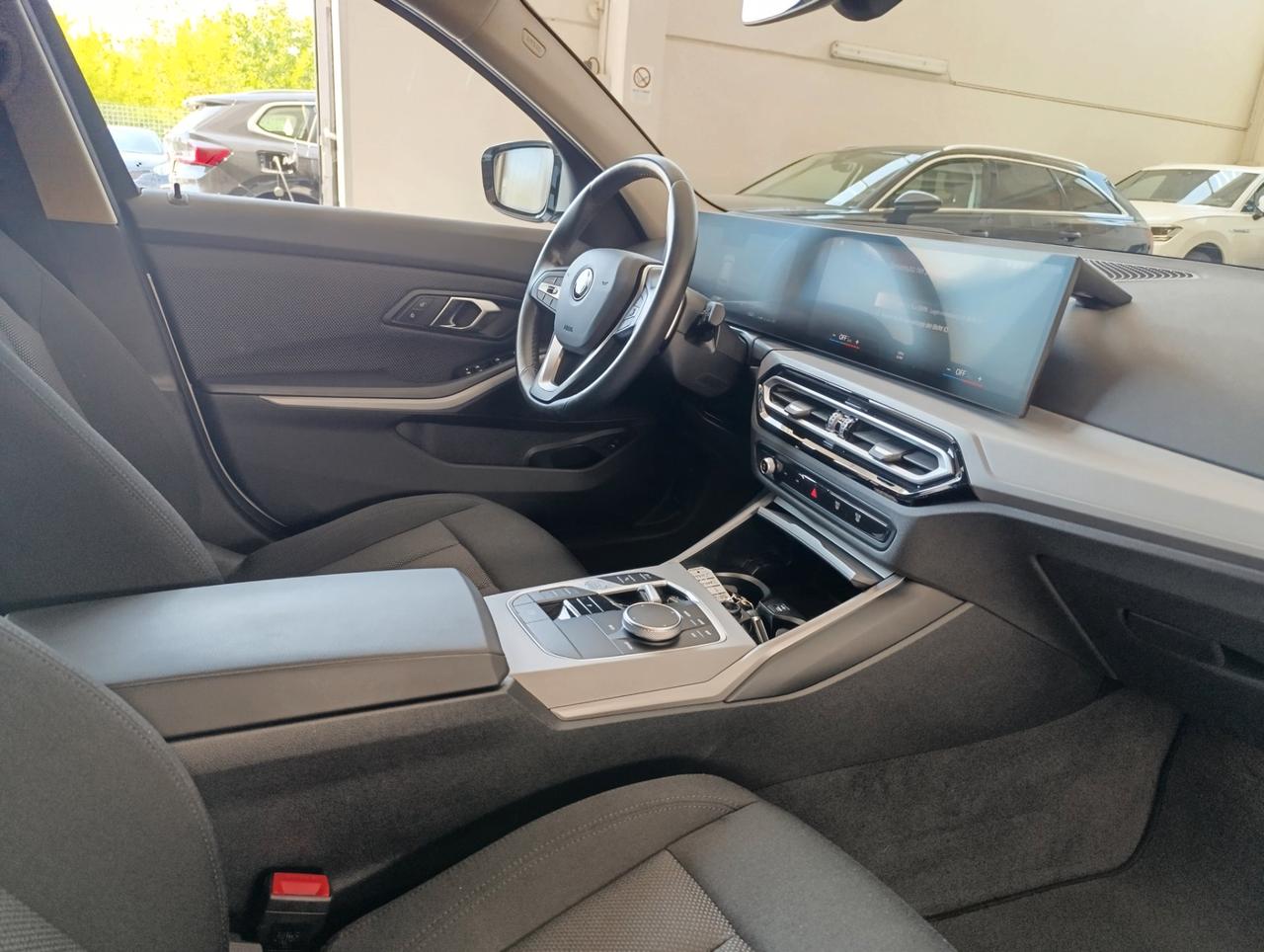 BMW 318 d Touring mhev 48V auto