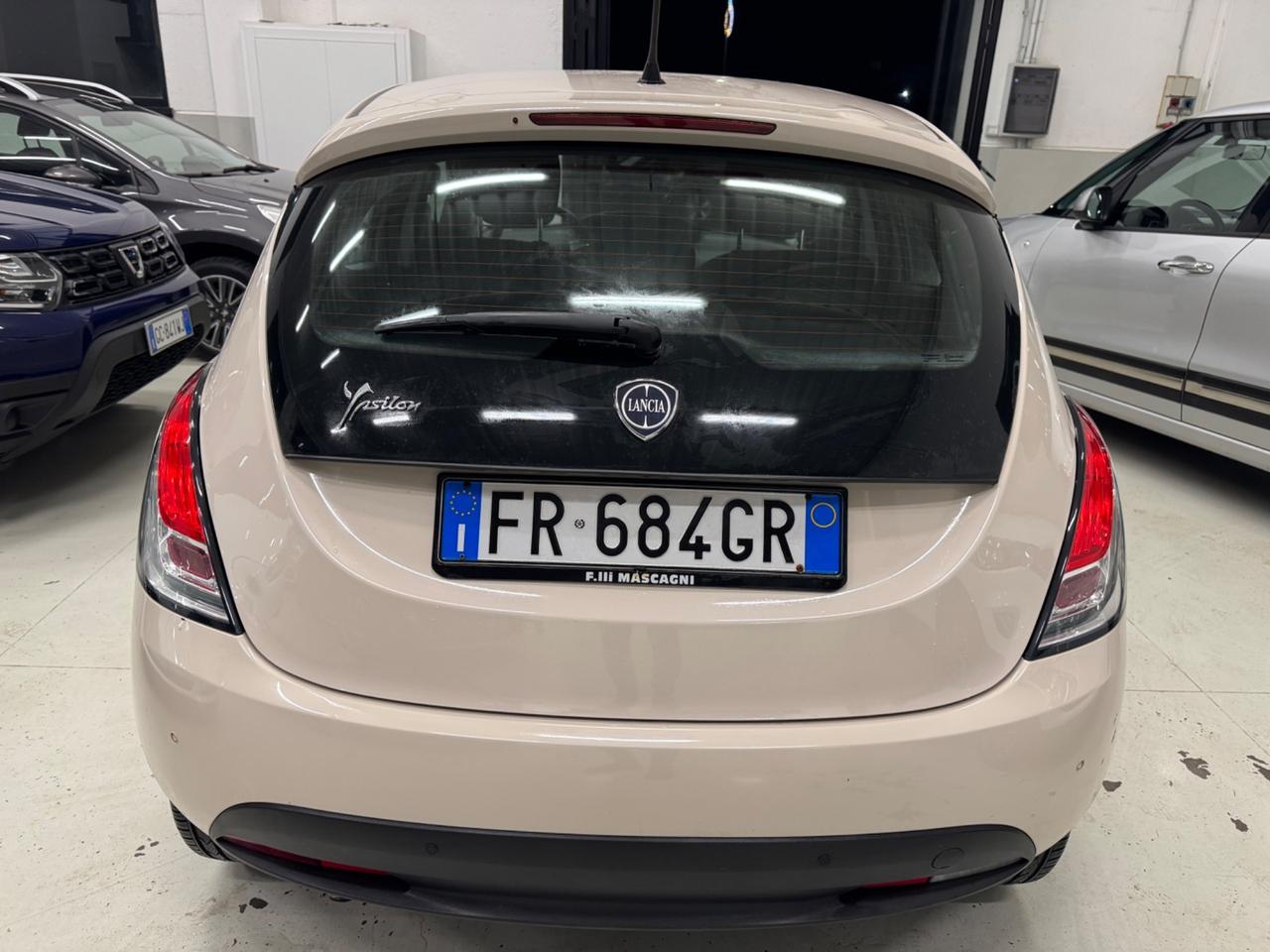 Lancia Ypsilon 1.2 69 CV 5 porte GPL Ecochic Elefantino Blu
