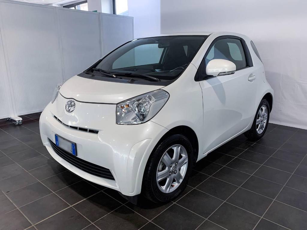 Toyota iQ 1.0 CVT