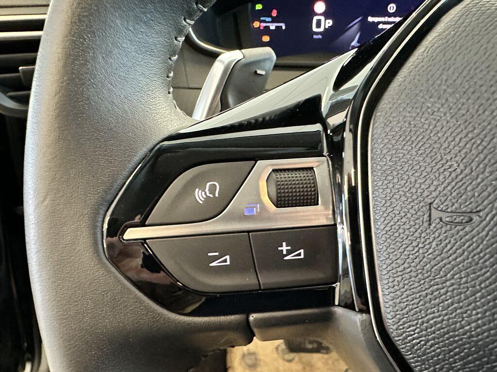 Peugeot 208 1.2 Hybrid 48V Allure e-DCS 6