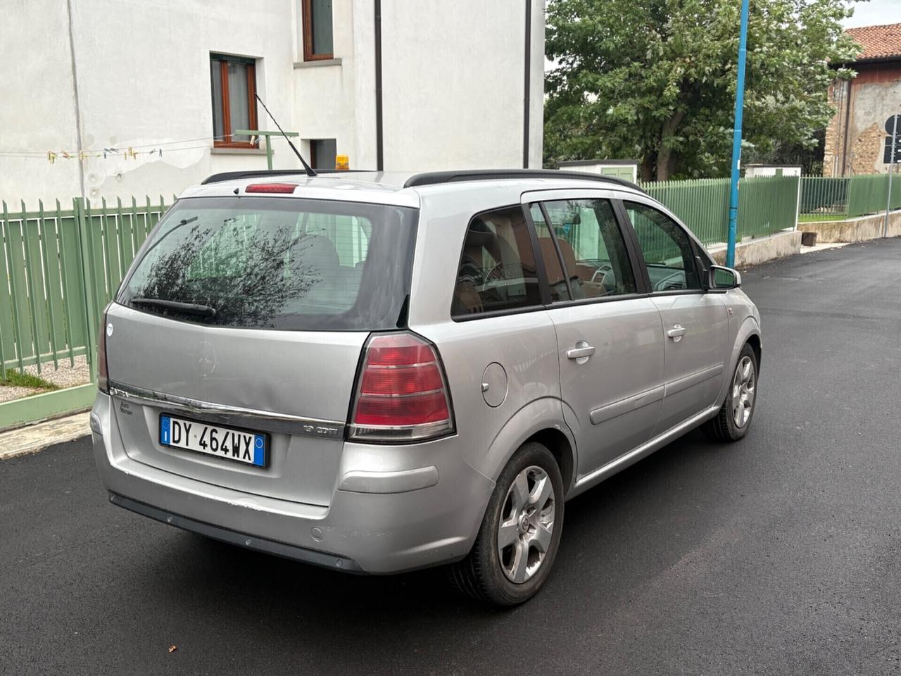 Opel Zafira 1.9 CDTI 120CV Cosmo 7 POSTI