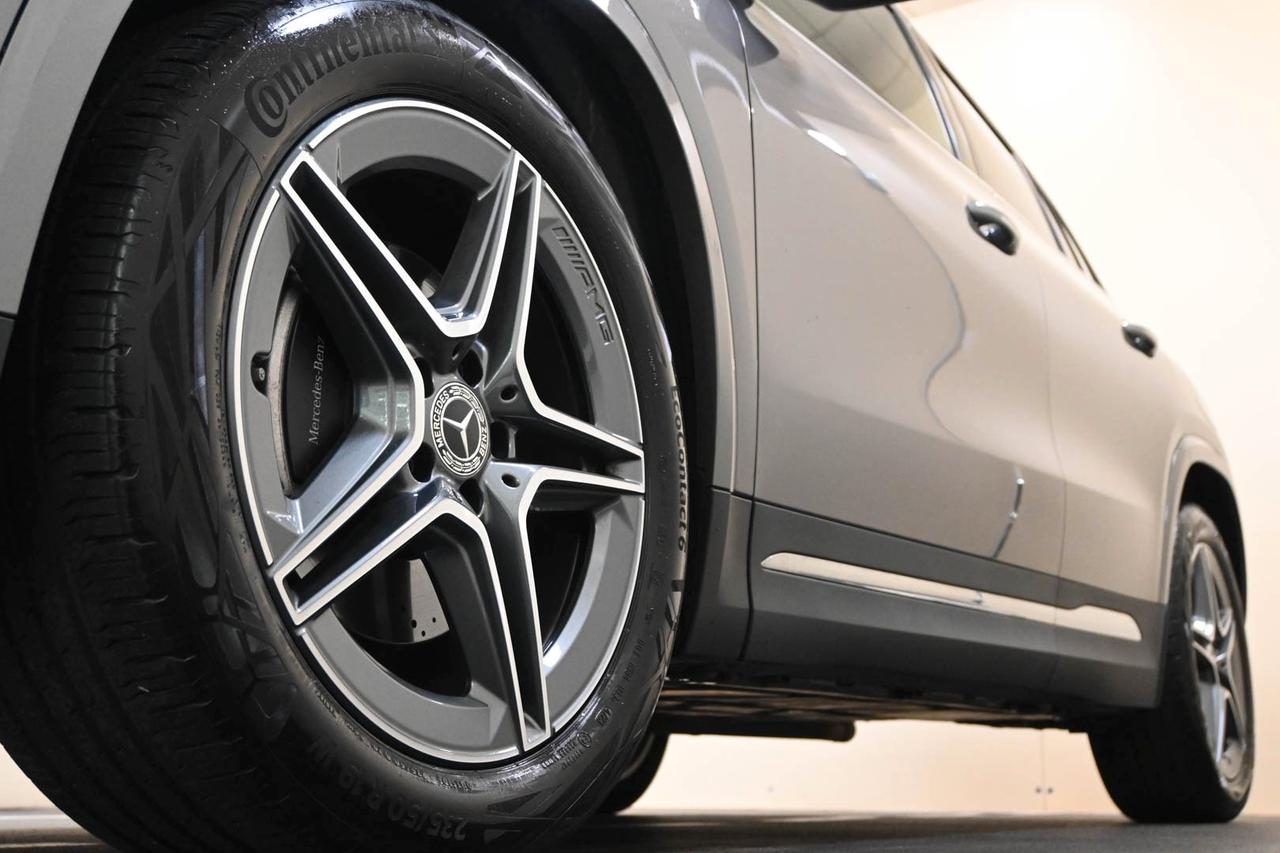 MERCEDES GLA (H247) GLA 200 d Automati...