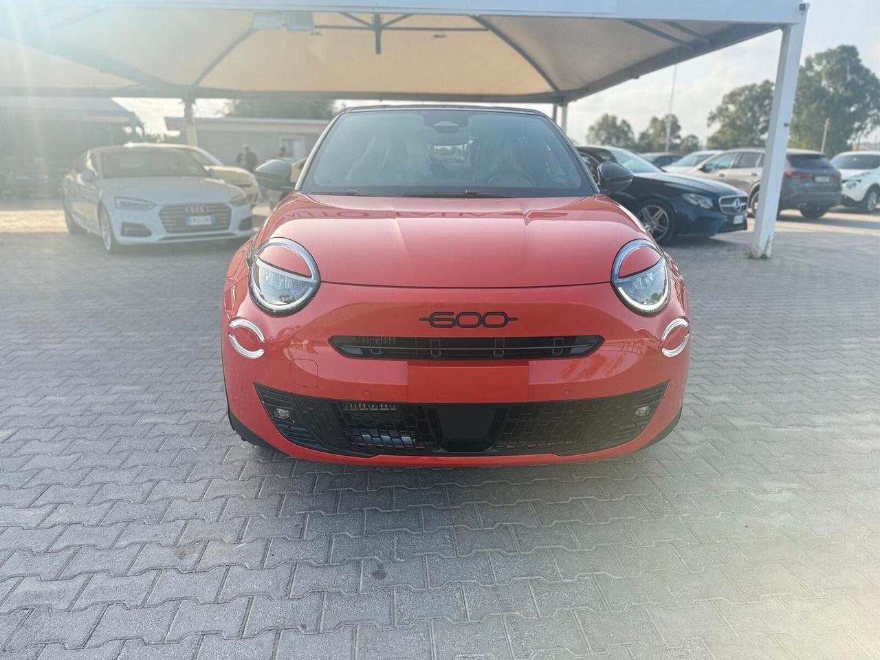 Fiat 600 Hybrid 110 CV DCT MHEV Sport Edizione Milano Cortina 26