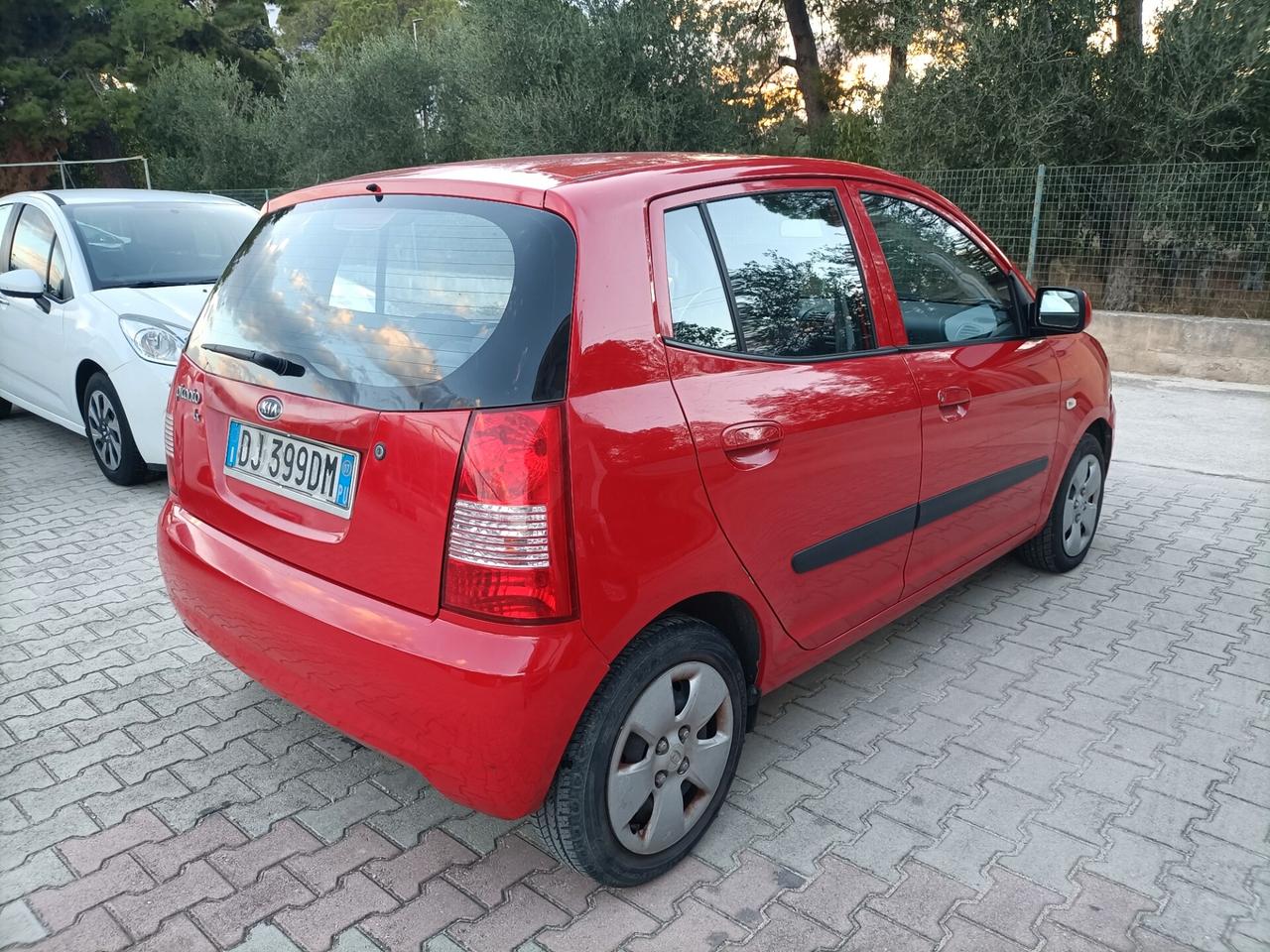 Kia Picanto 1.0 benzina/ok neopatentati