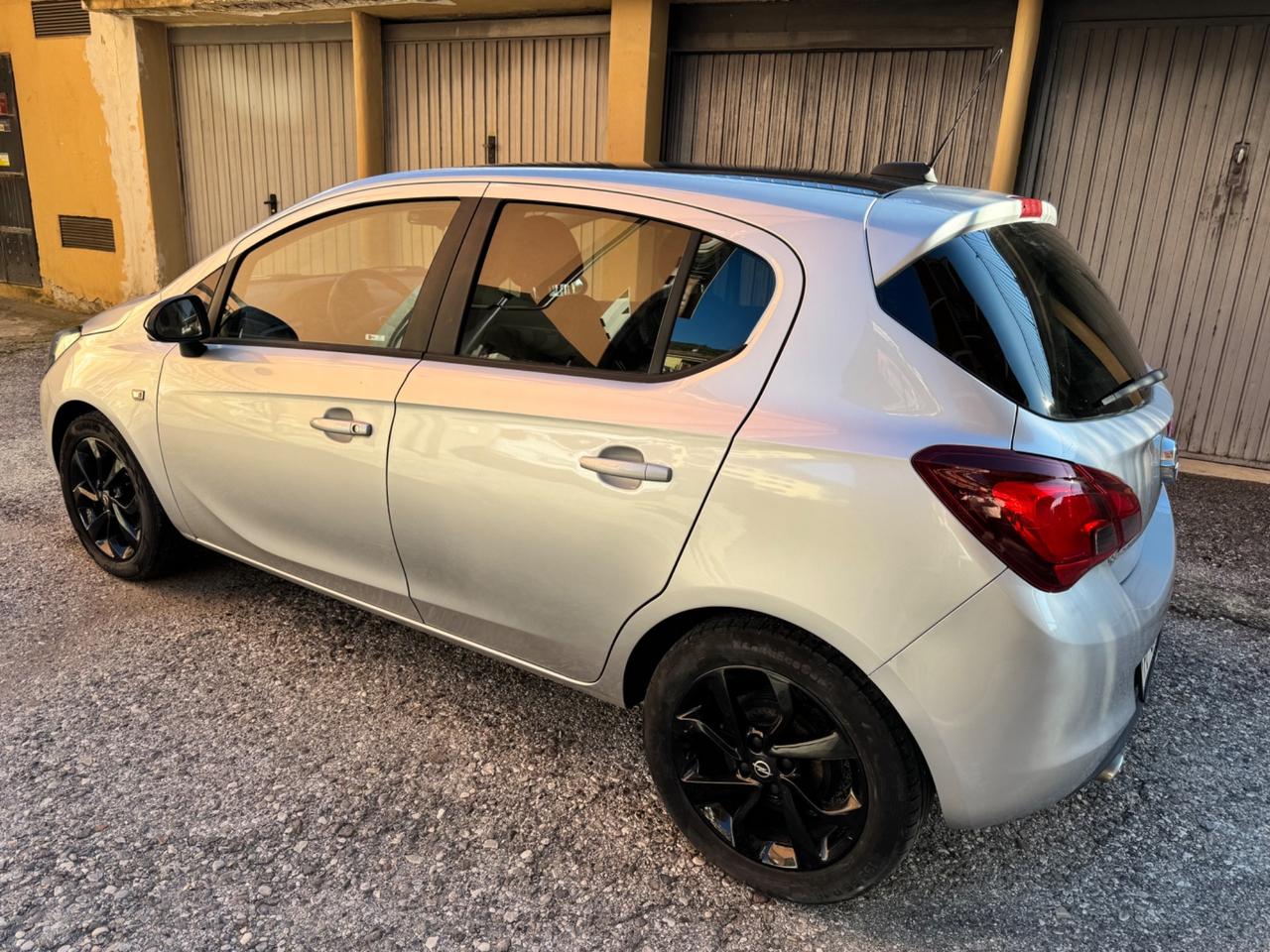 Opel Corsa 1.4 90CV GPL Tech 5 porte Innovation