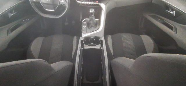 PEUGEOT 3008 BlueHDi 130 S&S Active Business