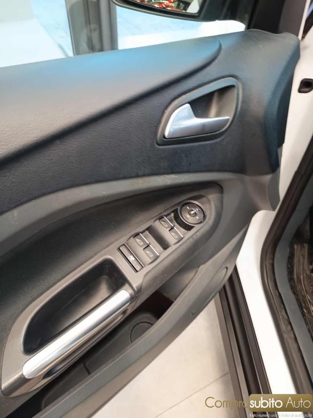 FORD C-Max 1.6 TDCi 95CV Titanium