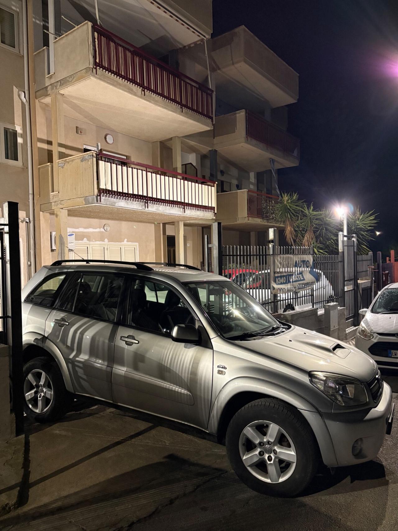 Toyota RAV 4 TRAZIONE INTEGRALE INTROVABILE