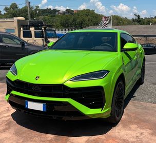 Lamborghini Urus SE 799 cv