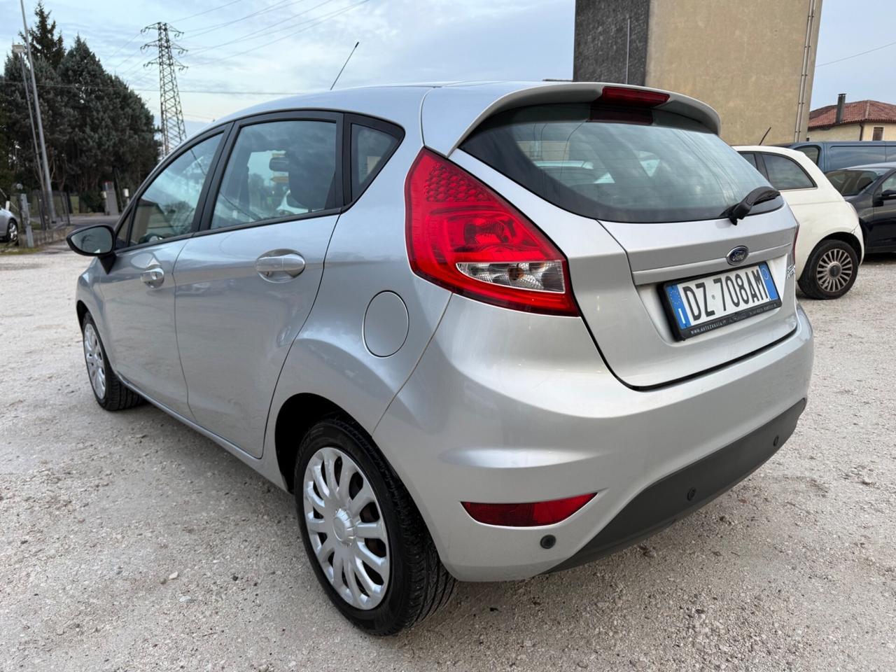 Ford Fiesta 1.4 5 porte Bz.- GPL Titanium