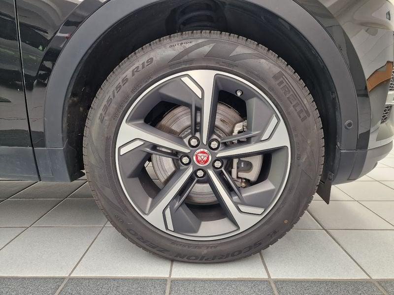 Jaguar E-Pace 2.0D I4 163CV AWD Auto R-Dynamic SE GANCIO TRAINO