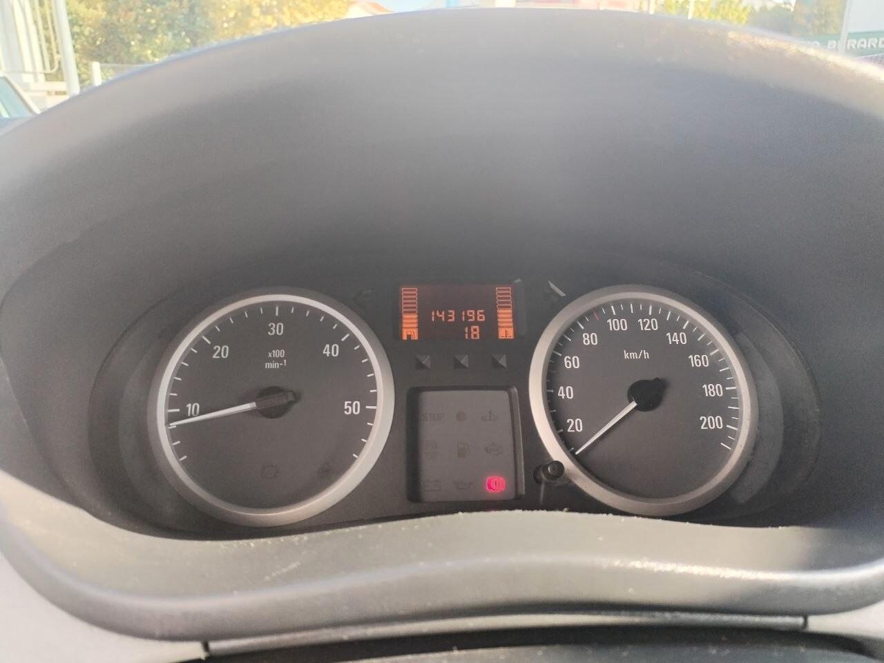 Opel Vivaro 29 2.0 CDTI PC-TN Combi 9 posti Fap