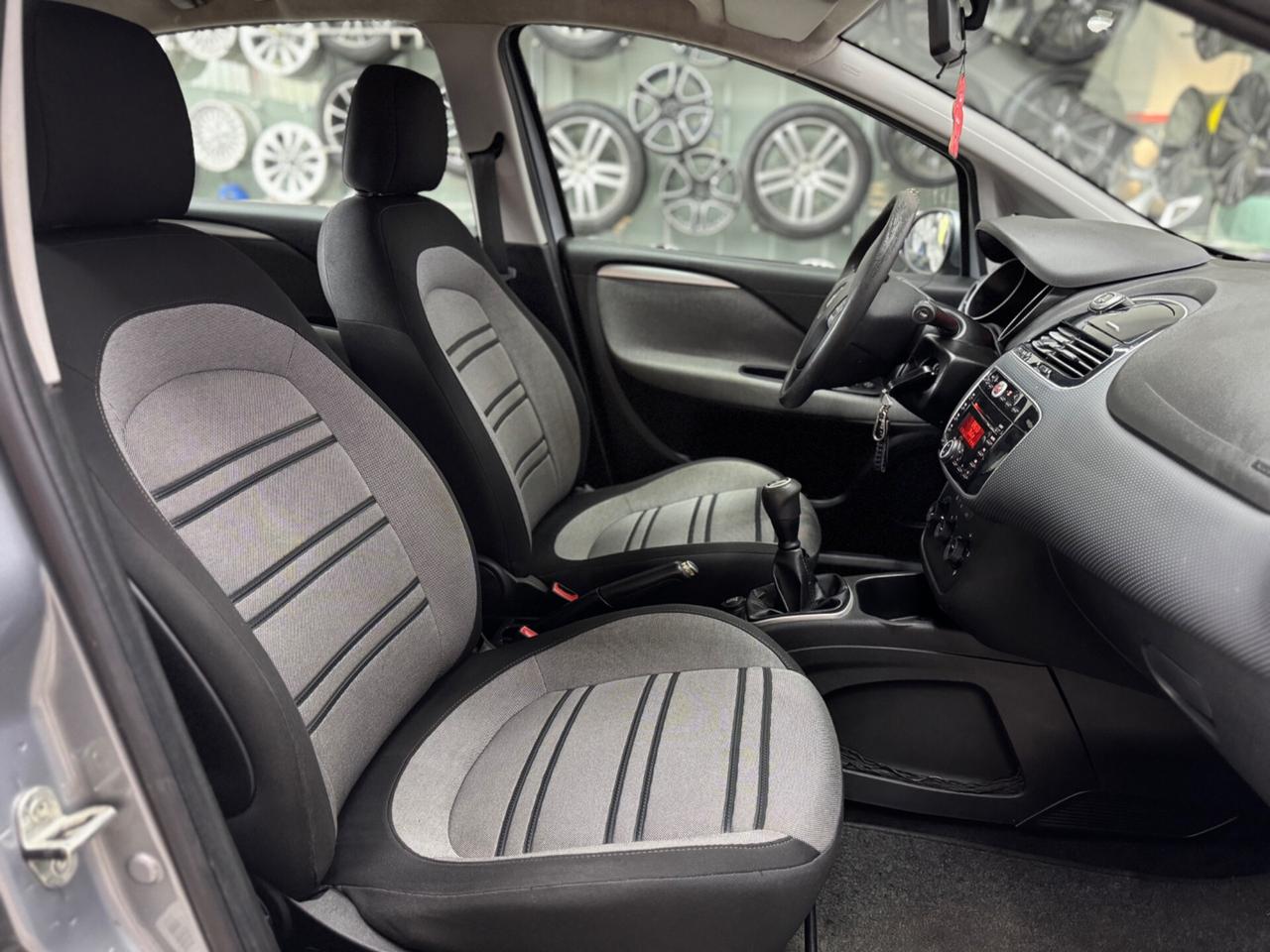 Fiat Punto Evo 1.3 Mjt 75 CV 5Porte ADATTA NEOPATENTATI