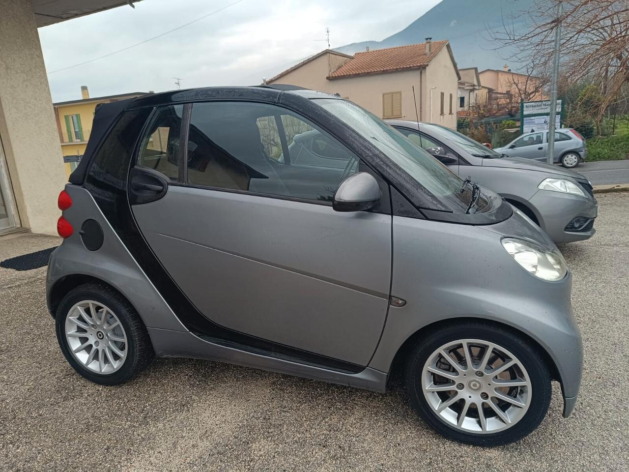 Smart ForTwo 1000 52 kW cabrio passion 451