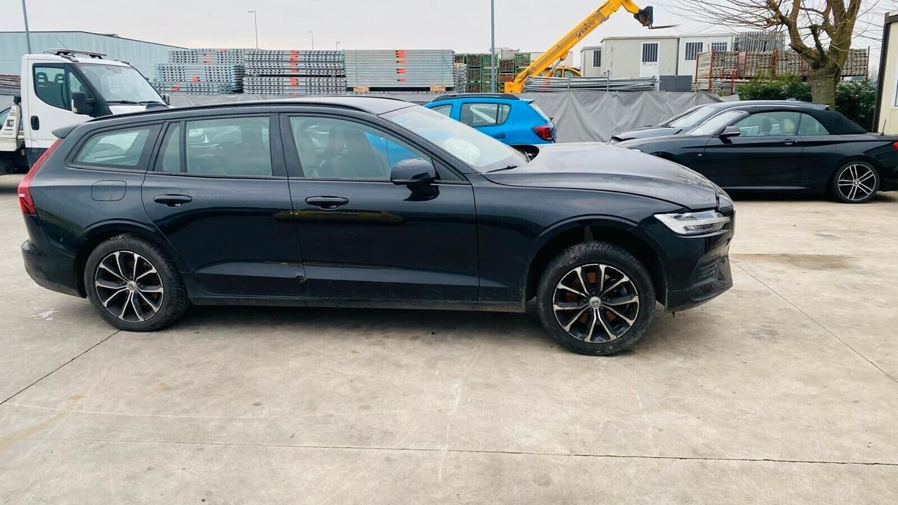 Volvo v60 diesel/ibrida 2021, incidentata!!
