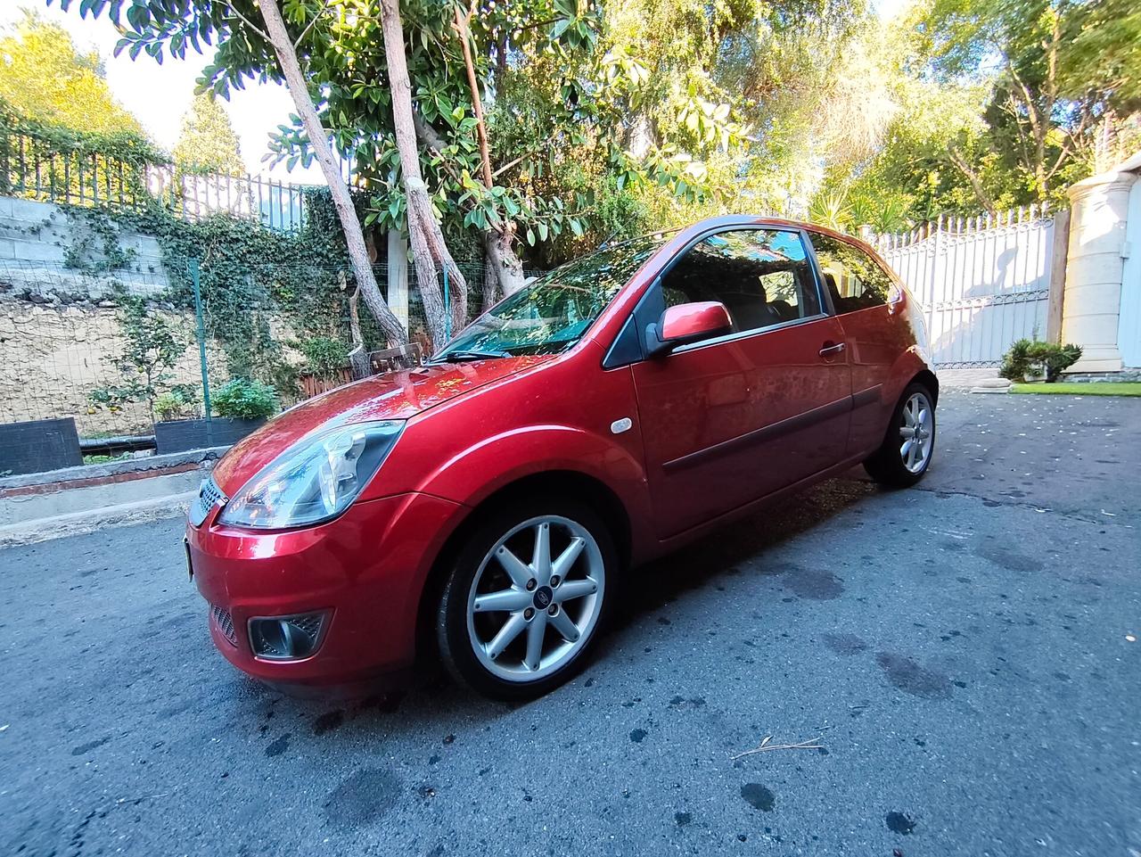 Ford Fiesta 1.2 3 porte 102.000 km