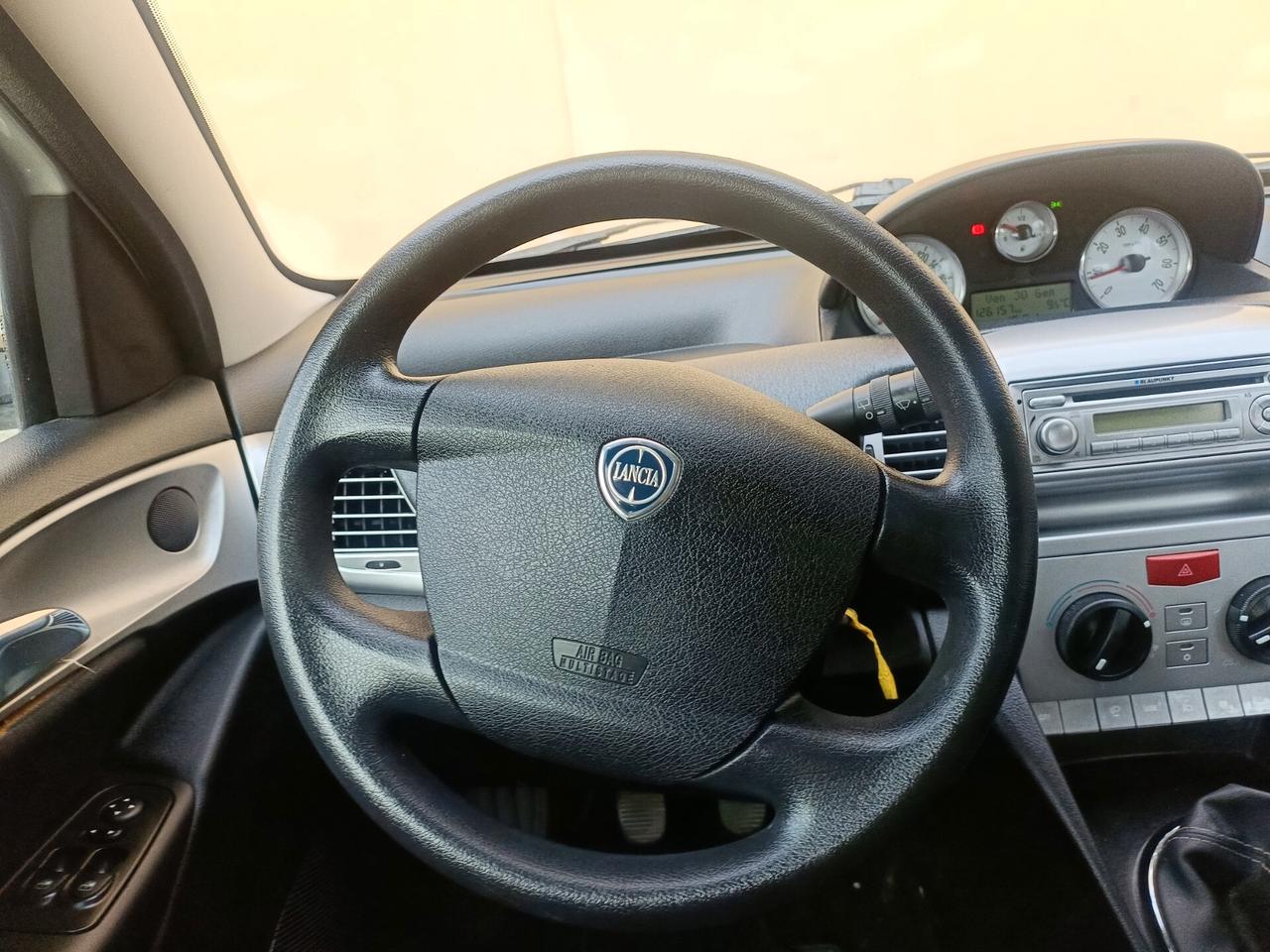 Lancia Ypsilon 1.2 Argento