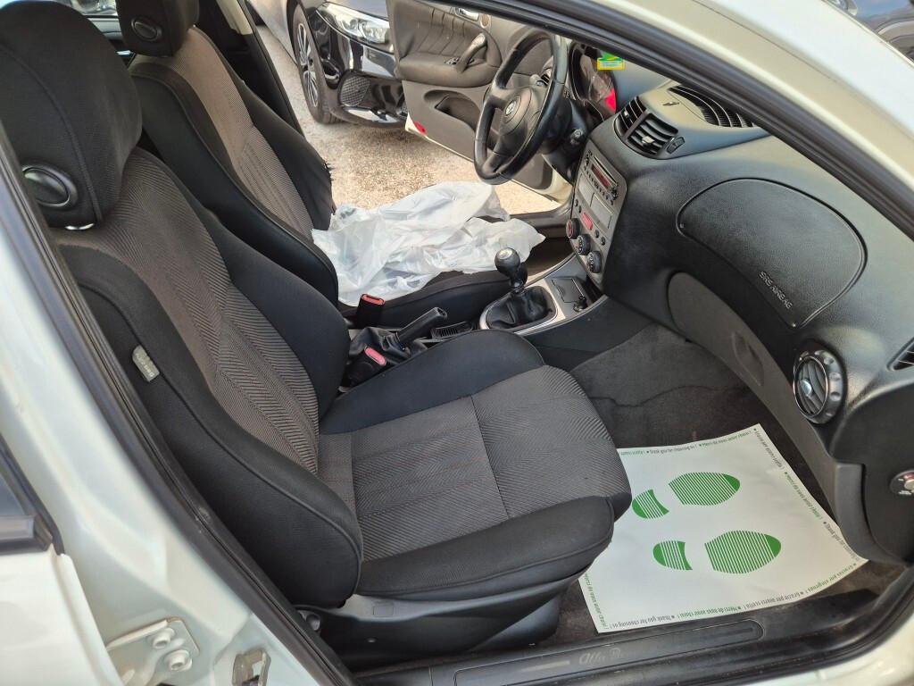 Alfa Romeo 147 1.9 JTDM 120cv 5 porte Progression