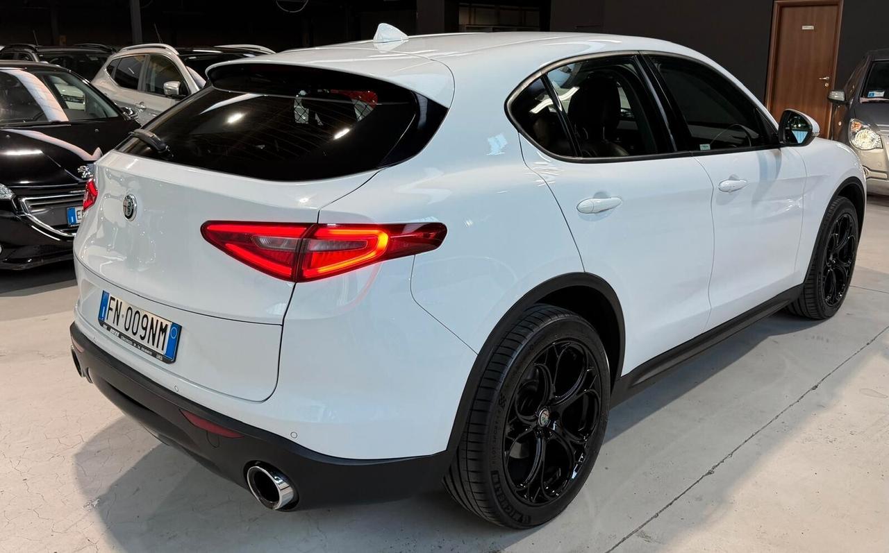 Alfa Romeo Stelvio Unicoproprietario Iva Esposta