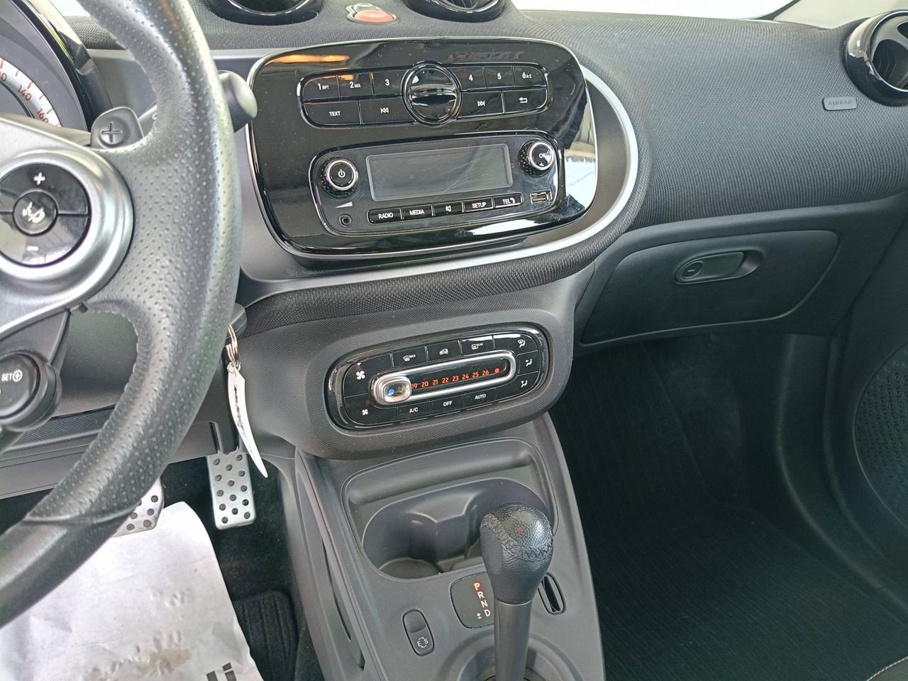 SMART Forfour II 2015 - Forfour 0.9 t Passion 90cv twinamic my18