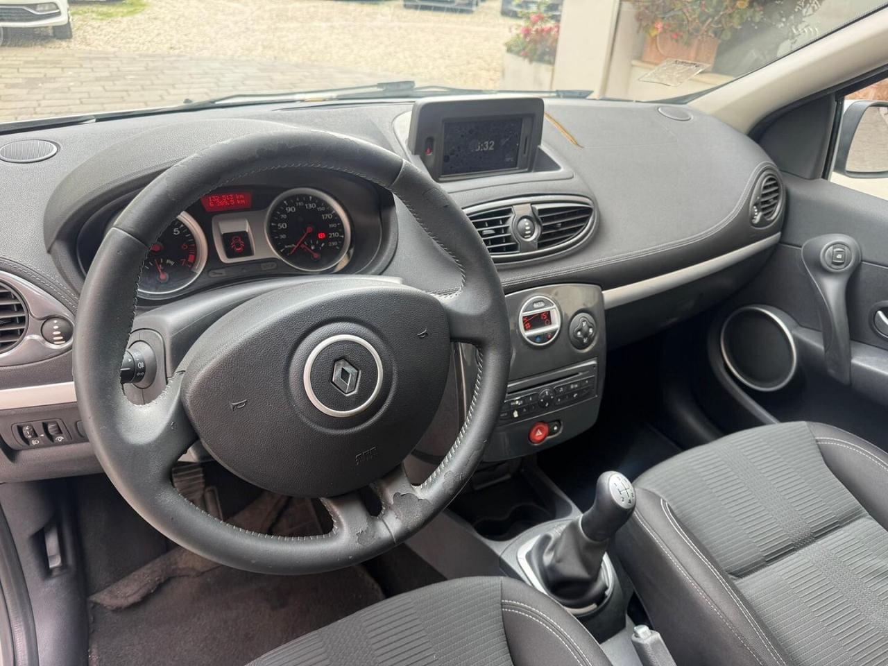 RENAULT Clio 1.2 16V TCE 100CV 5 porte Luxe