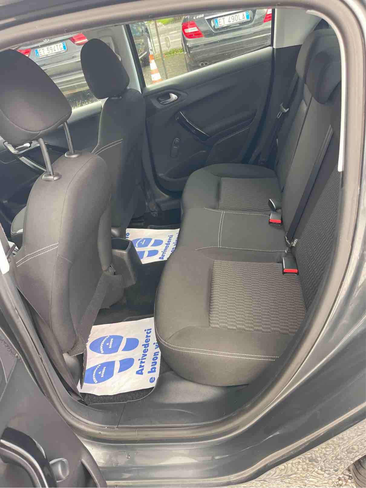 PEUGEOT 208 - UNICO PROPRIETARIO - ALLURE