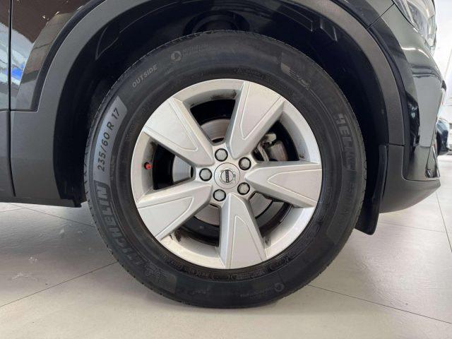 VOLVO XC40 T2 ESSENTIAL AUTOMATICA