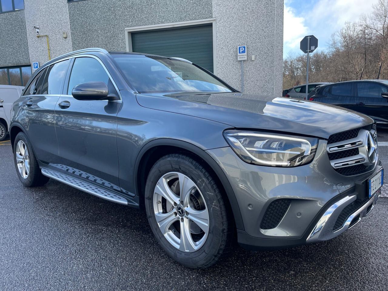 Mercedes-benz GLC 220 d 4Matic*Navi*Car play*Pelle*Solo 53000