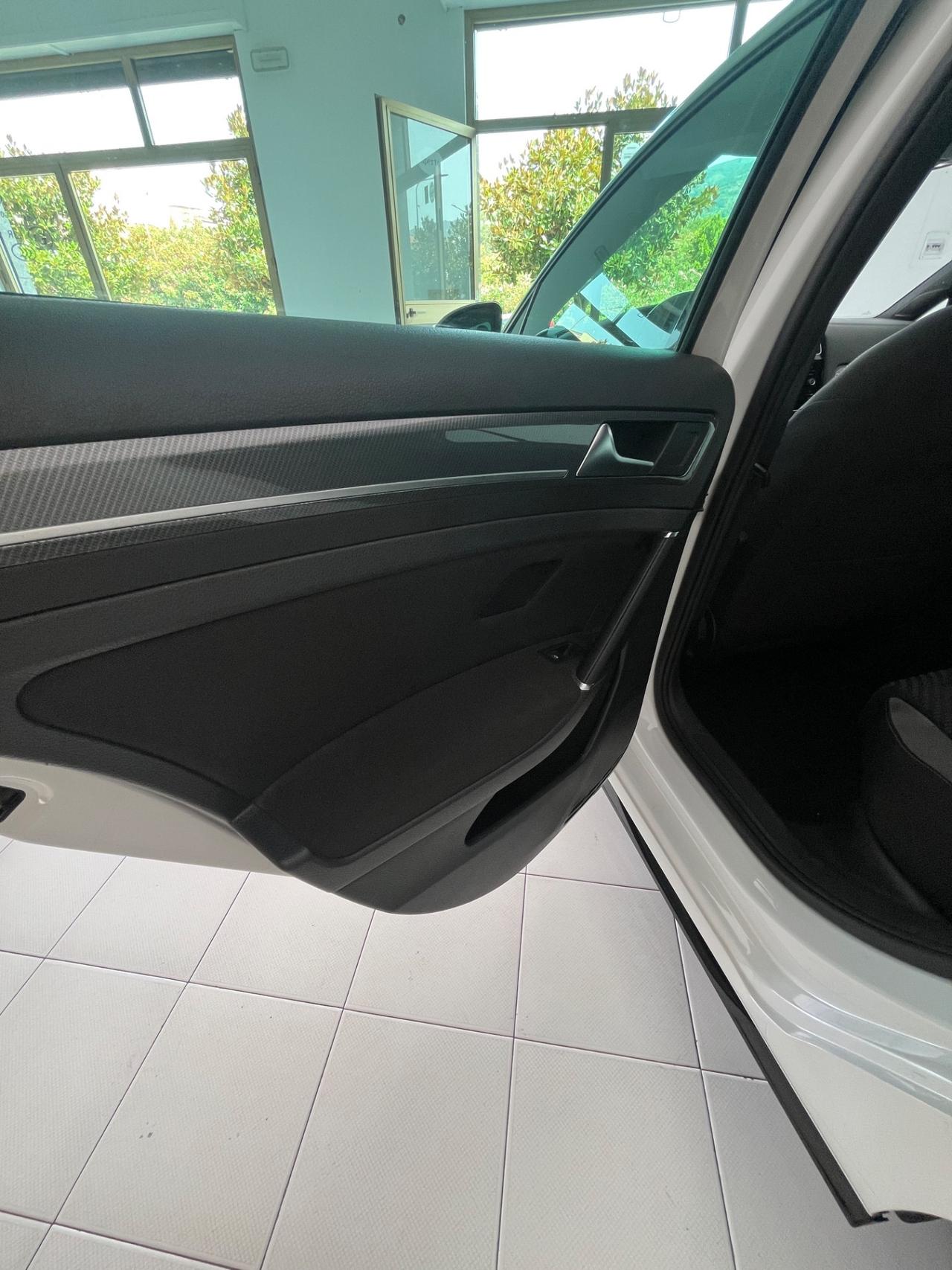 Volkswagen Golf 1.6 TDI 115 CV 3p. Sport BlueMotion Technology