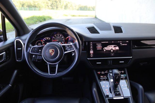 PORSCHE Cayenne 3.0 V6