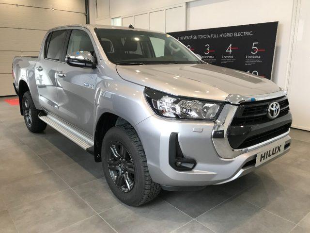 TOYOTA Hilux 2.4 D-4D 4WD 4 porte Double Cab Lounge