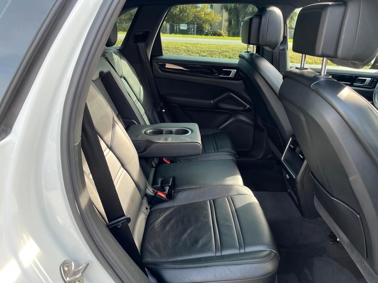 Porsche Cayenne 3.0 V6 E-Hybrid