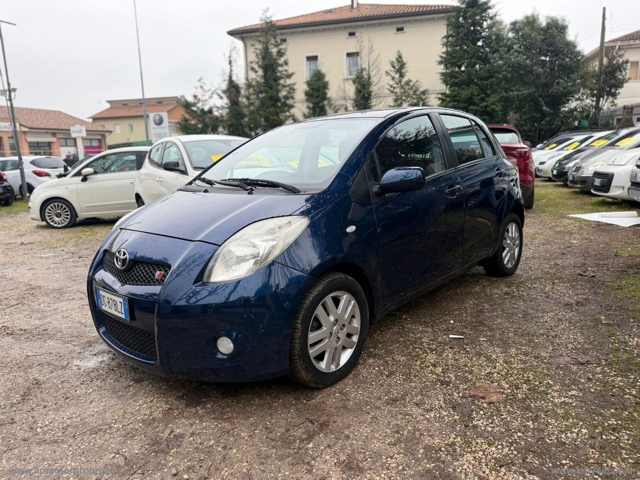 TOYOTA Yaris 1.4 D-4D 5p. Sol