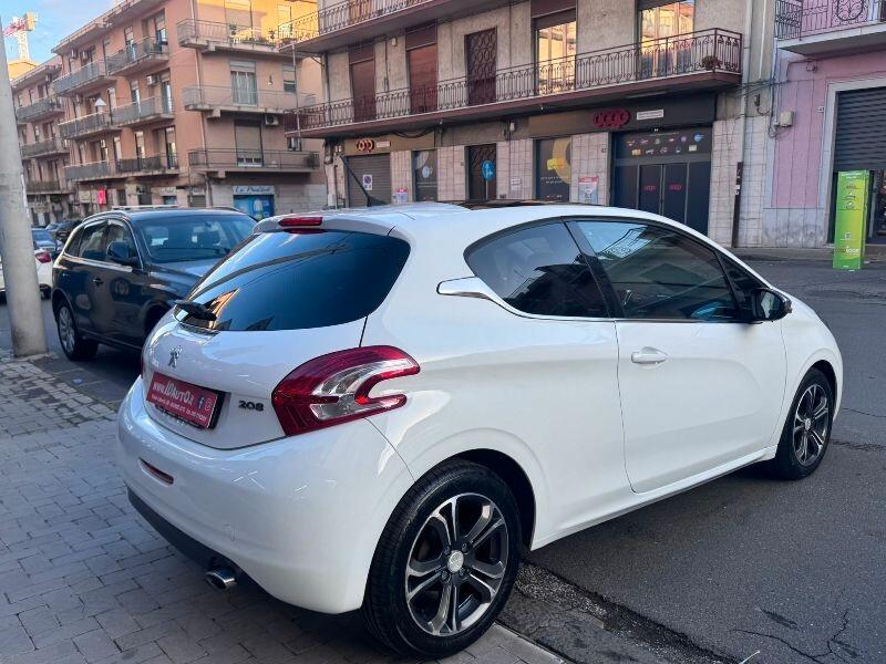 Peugeot 208 1.4 HDi 68 CV 3 porte Allure