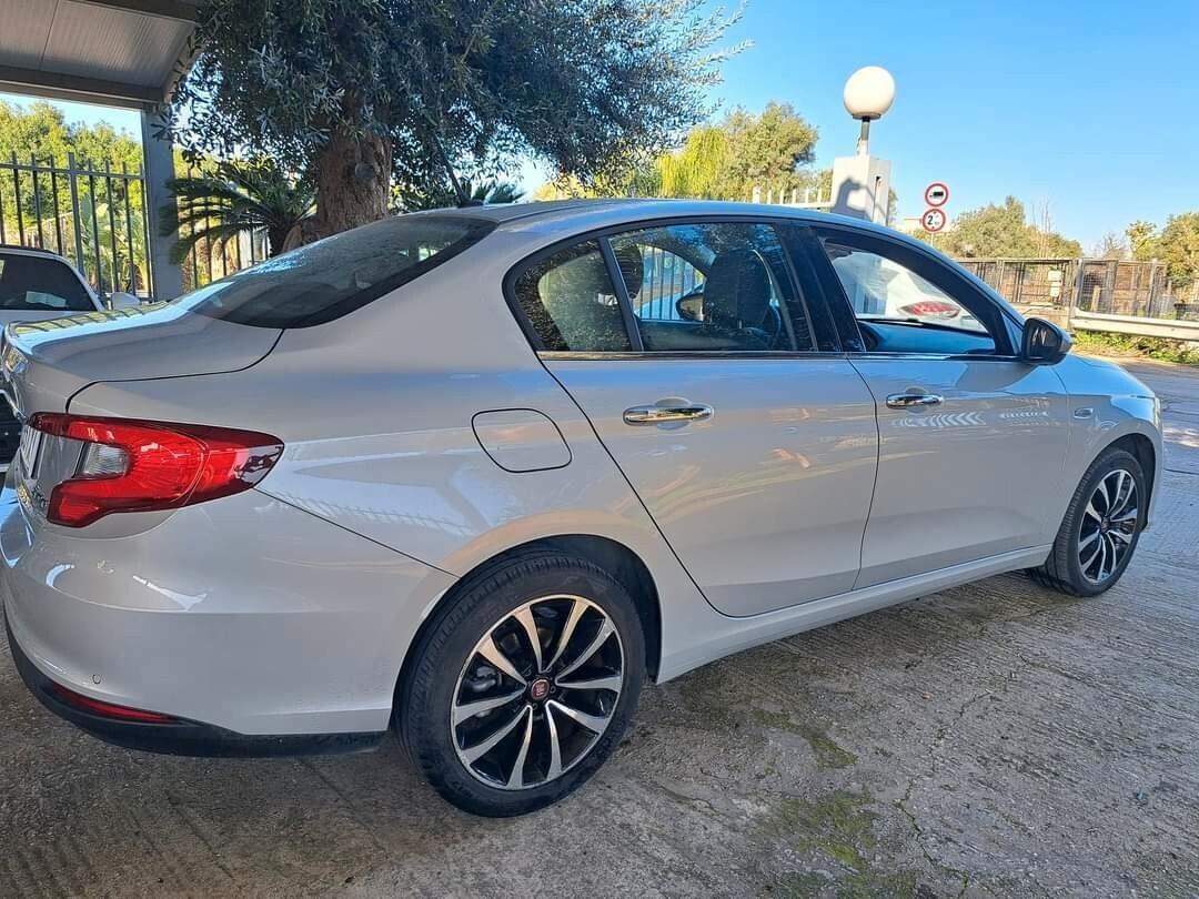 Fiat Tipo 1.6 Mjt 4 porte Lounge